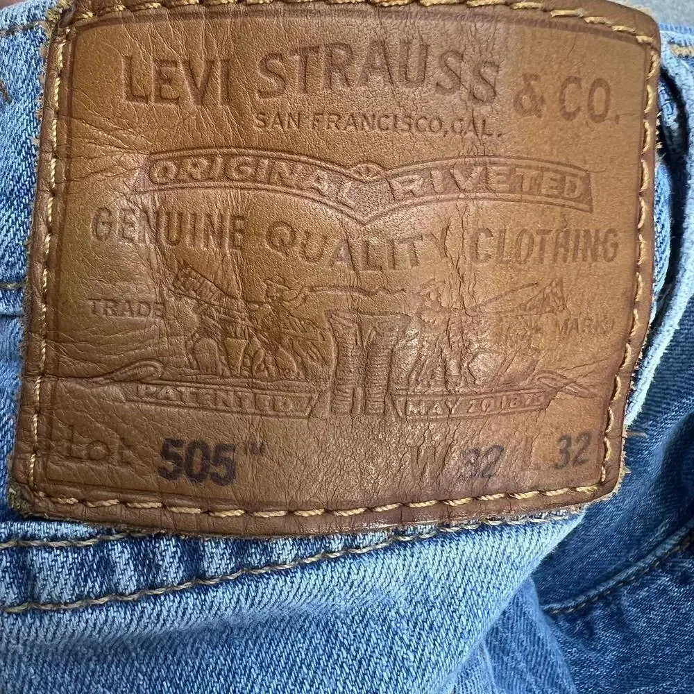 Levi's Men's 505 Premium Denim Jeans Straight Size W32 x L32 Big E - Picture 15 of 15